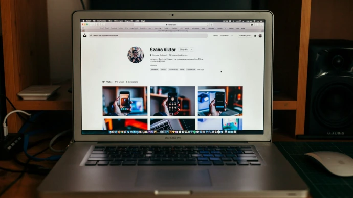 turned-on MacBook Air